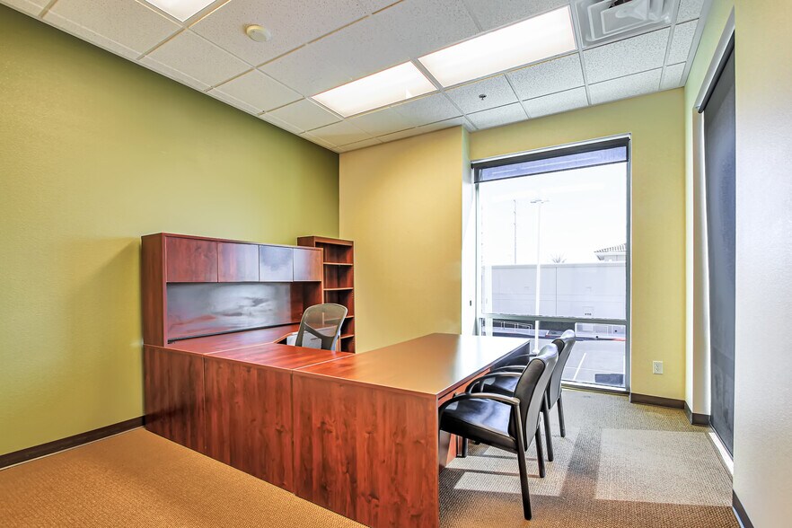 More Photos Of 7220 S Cimarron Rd, Las Vegas Medical For Sale