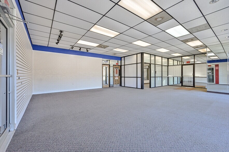 More Photos Of 4664 Lawrenceville Hwy NW, Lilburn Freestanding For Sale