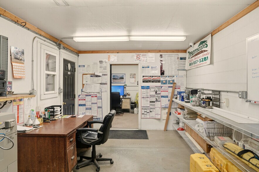 More Photos Of 1114 Sterling Rd, Dixon Industrial For Sale