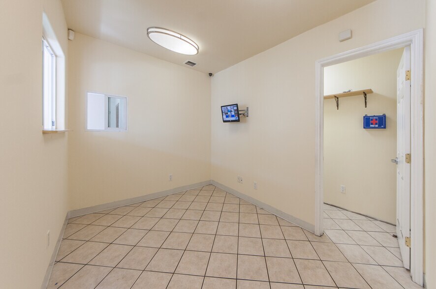 More Photos Of 5010 W Washington Blvd, Los Angeles Land For Lease