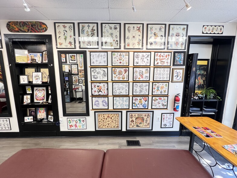 More Photos Of 1438-1442 Light St, Baltimore Showroom For Sale