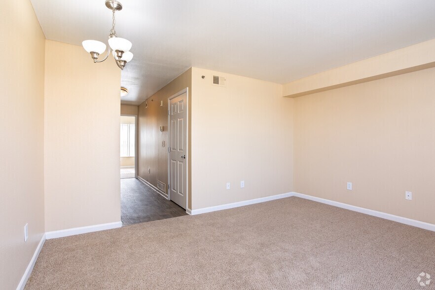 More Photos Of 10754 Belle Creek Blvd, Henderson Apartments For Lease
