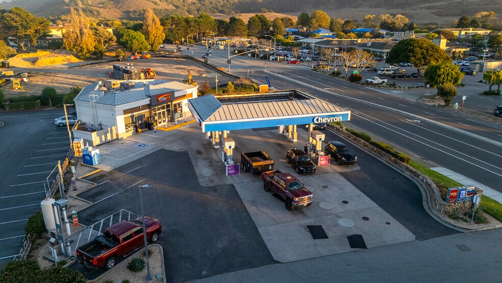 More Photos Of 3645 Rio Rd, Carmel Service Station For Sale