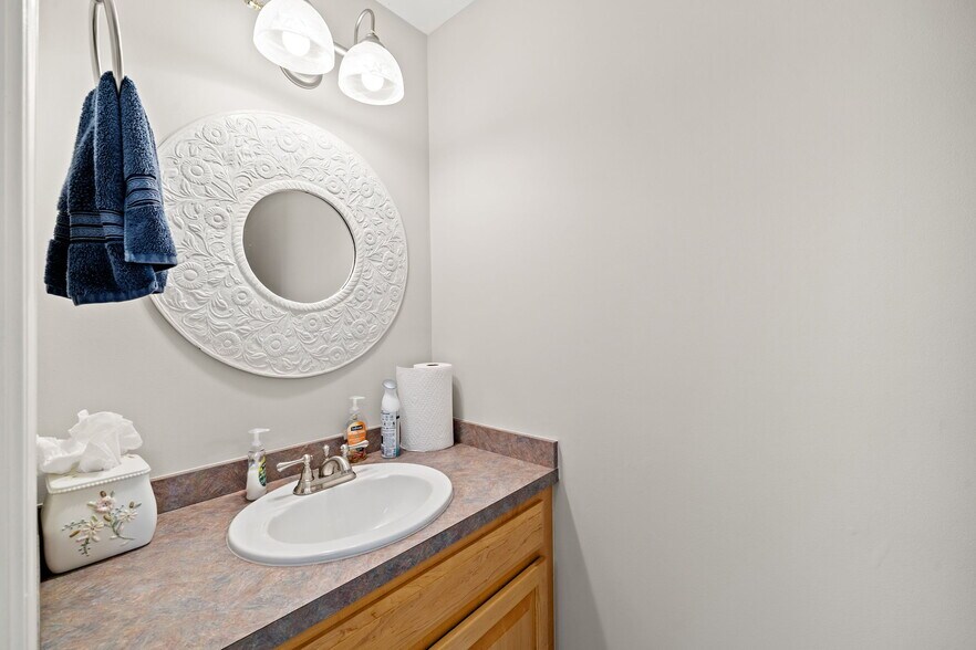 More Photos Of 15 Garden Rd, Plaistow Office For Sale