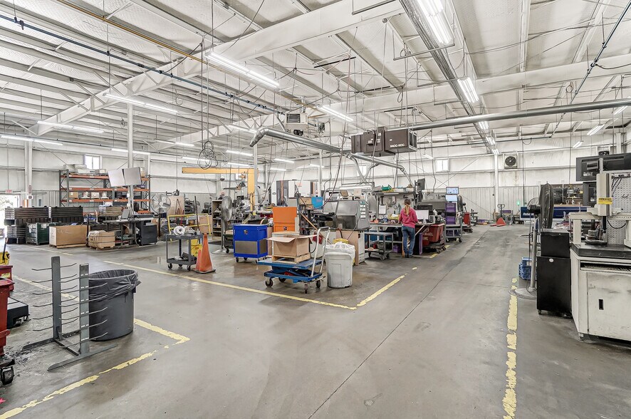 More Photos Of 5589 W National Rd, Springfield Warehouse For Sale