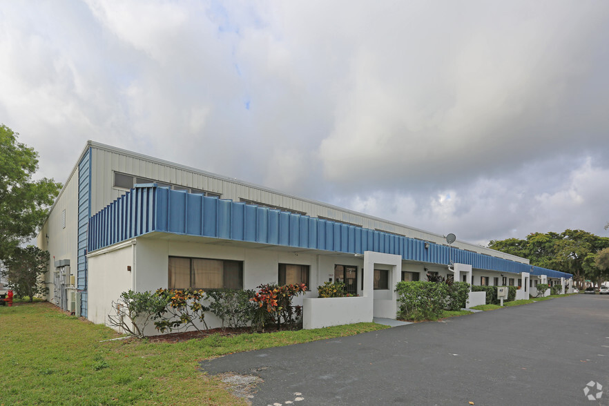 Primary Photo Of 3750 Investment Ln, Riviera Beach Warehouse For Lease