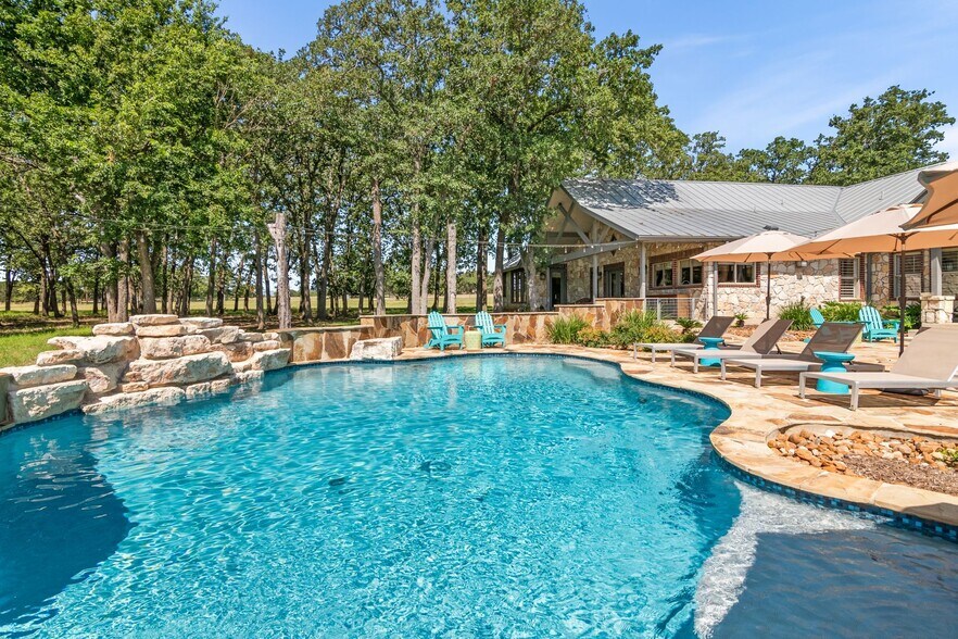 More Photos Of 5+ Old Fredericksburg Rd, Boerne Land For Sale