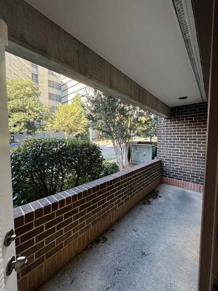 More Photos Of 101 N McDowell St, Charlotte Office For Sale