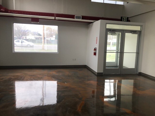 More Photos Of 756 S Redwood Rd, Salt Lake City Medical For Lease