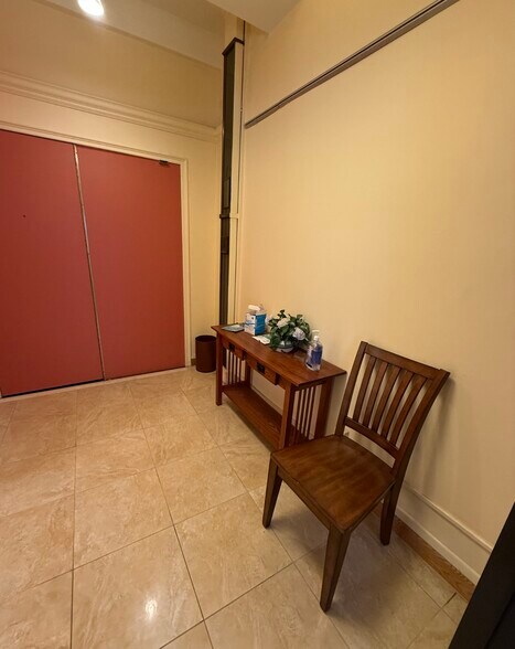 More Photos Of 2061-2065 Broadway, New York Apartments For Sale