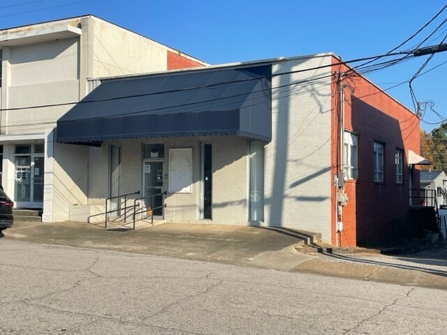 More Photos Of 119 Courthouse, Elizabethtown Medical For Sale