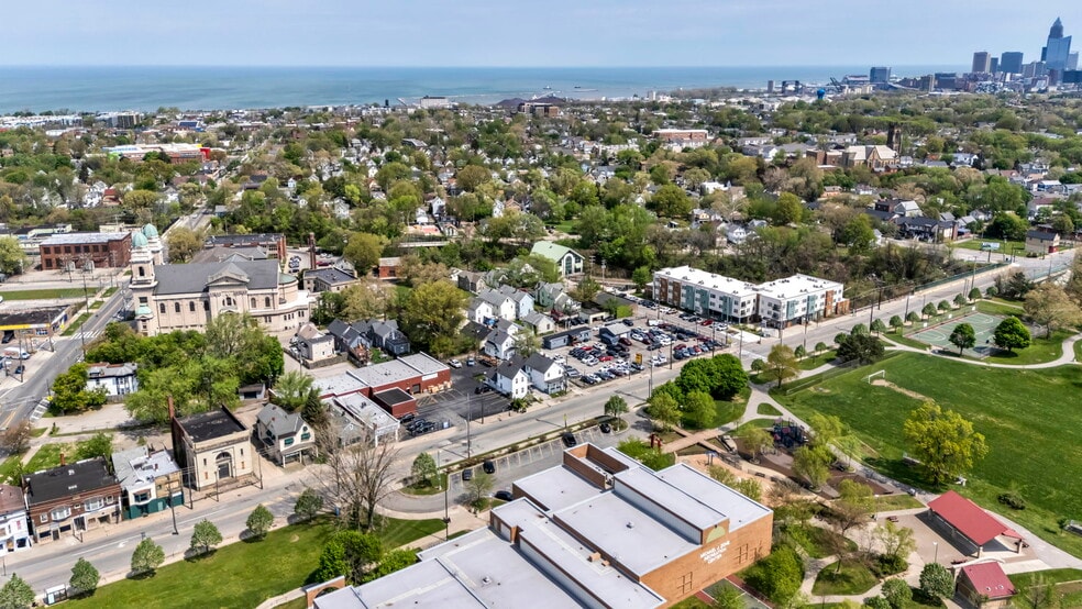 More Photos Of 6318 Lorain Ave, Cleveland Loft Creative Space For Sale