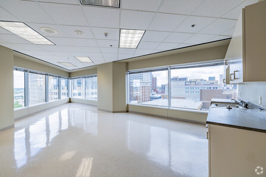 Photo of 9th Floor Ste 