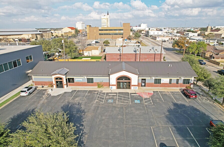 Primary Photo Of 600 N Washington Ave, Odessa Office For Lease