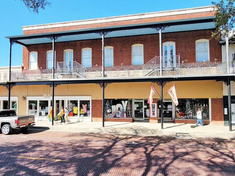 More Photos Of 520-524 Front St, Natchitoches Storefront Retail Residential For Sale