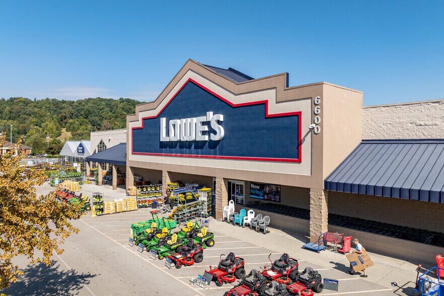 Primary Photo Of 6692 Clinton Hwy, Knoxville General Retail For Lease