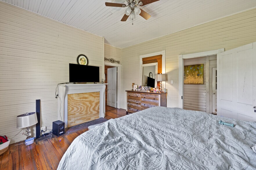 More Photos Of , West Columbia Unknown For Sale