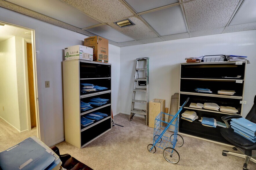 More Photos Of 2110 S Cleveland Ave, Fort Myers Office For Sale