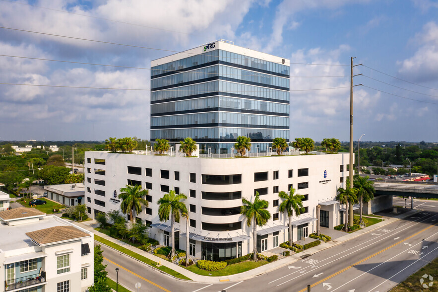 Primary Photo Of 20200 W Dixie Hwy, Aventura Office Residential For Lease