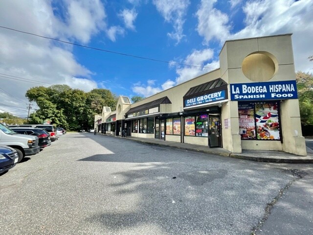 More Photos Of 50 Middle Country Rd, Coram Storefront Retail Office For Lease