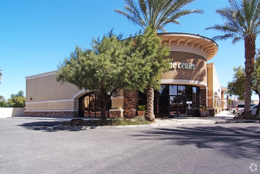 More Photos Of 4325 N Rancho Dr, Las Vegas Office For Sale