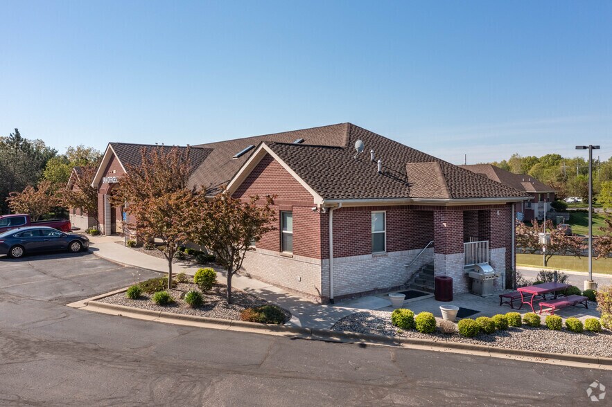 More Photos Of 2000-2160 Grand River Anx, Brighton Unknown For Lease