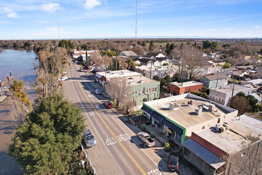 More Photos Of 14144 Market St, Walnut Grove Storefront For Sale