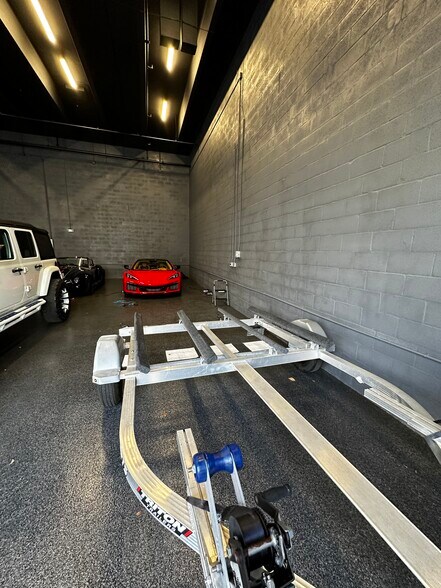 More Photos Of 2011 W State Road 84, Fort Lauderdale Warehouse For Sale