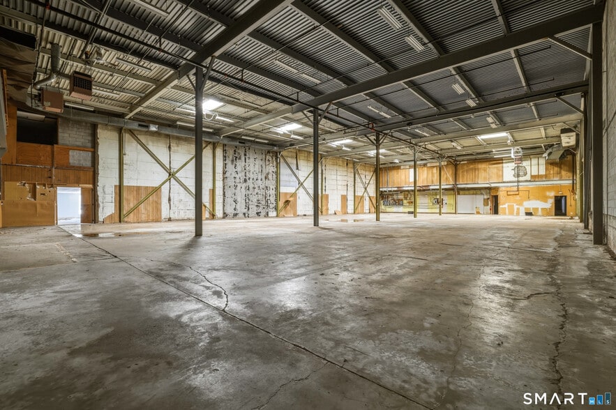 More Photos Of 1930 Silas Deane Hwy, Rocky Hill Freestanding For Sale