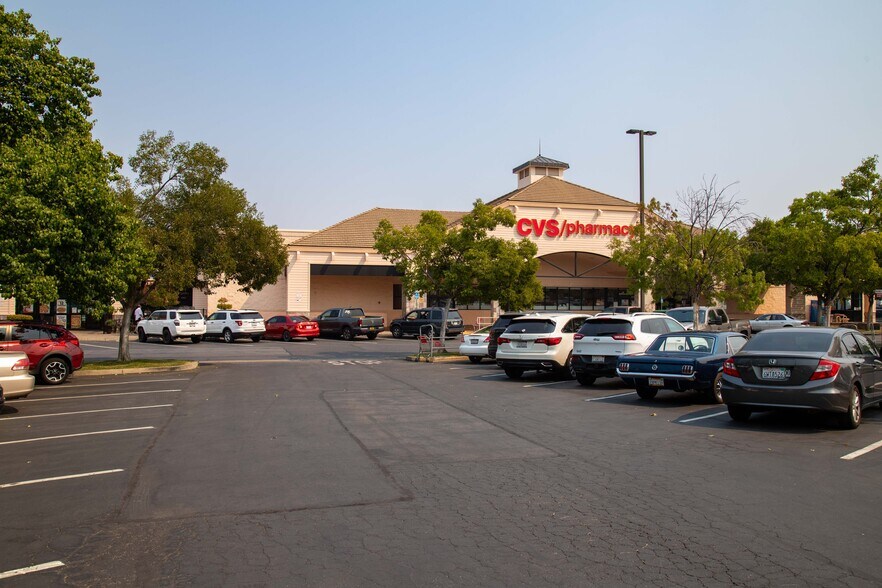 More Photos Of 3315-3395 Placer St, Redding Unknown For Lease