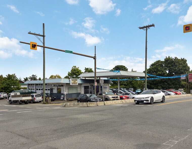 More Photos Of 9139 E Saanich Rd, North Saanich Auto Dealership For Sale