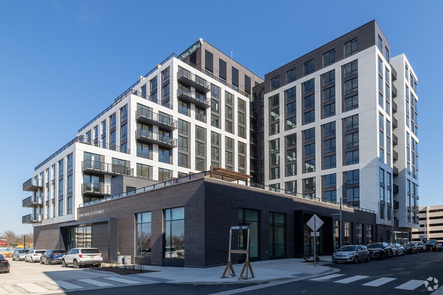 More Photos Of 7123 Leesburg Pike, Falls Church Unknown For Lease