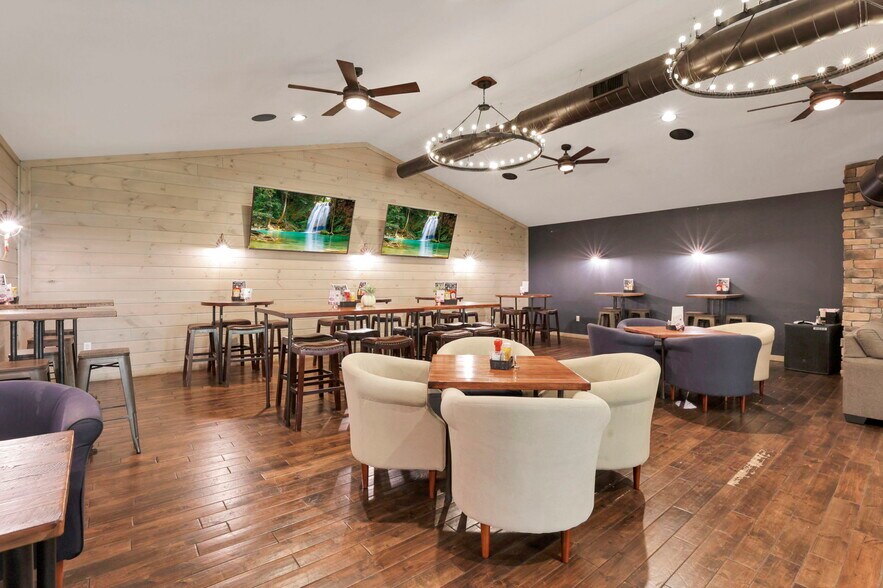 More Photos Of 14675 Zion Rd, Thornville Restaurant For Sale