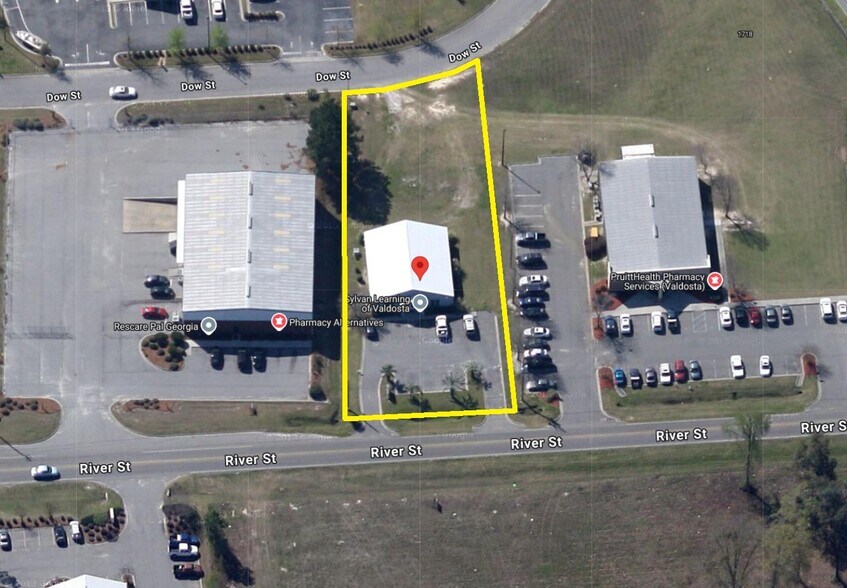 More Photos Of 1709 River St, Valdosta Office For Sale