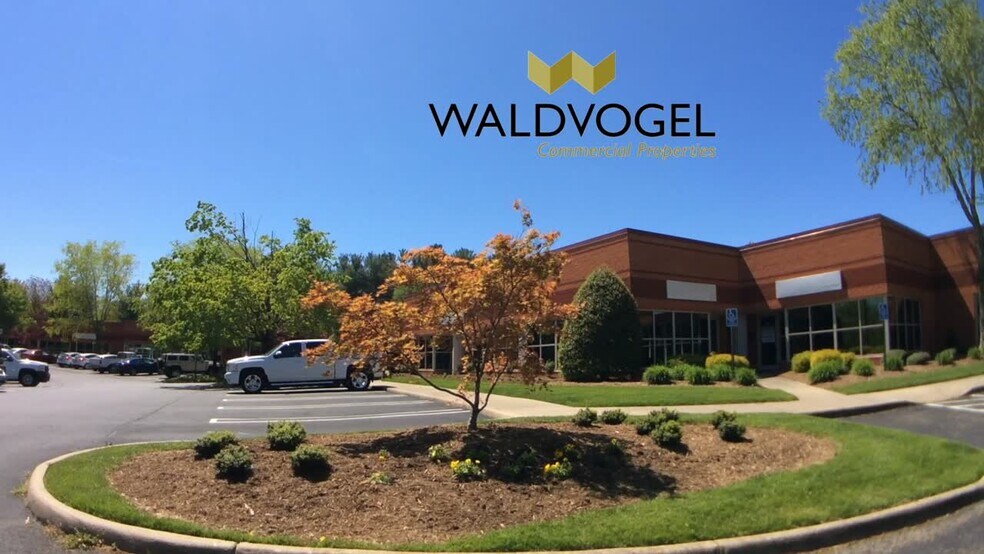 Primary Photo Of 6711 Peters Creek Rd, Hollins Office For Lease