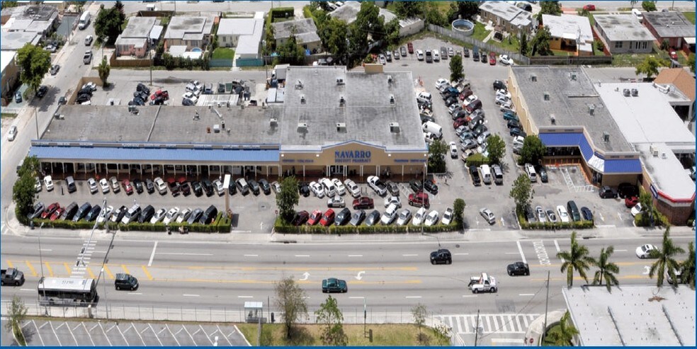 More Photos Of 5220 W Flagler St, Miami Unknown For Lease