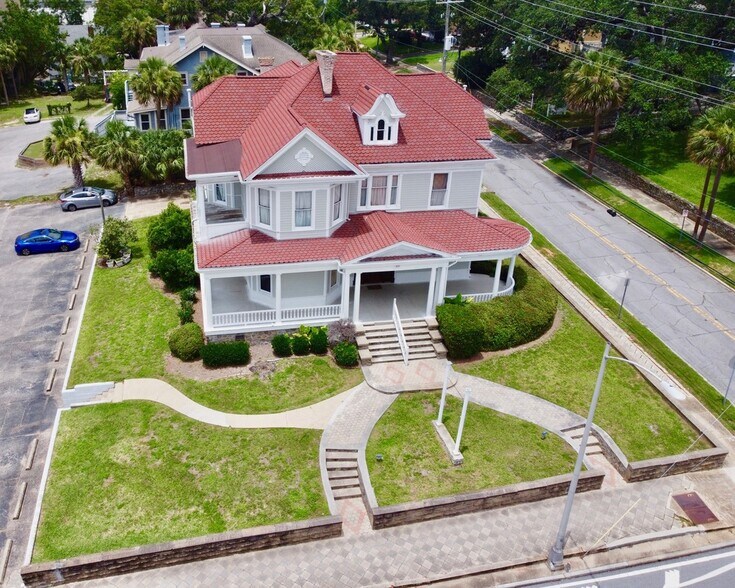 421 N Palafox St  