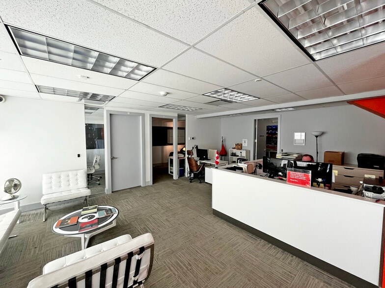 More Photos Of 1457-1469 Venables St, Vancouver Showroom For Lease