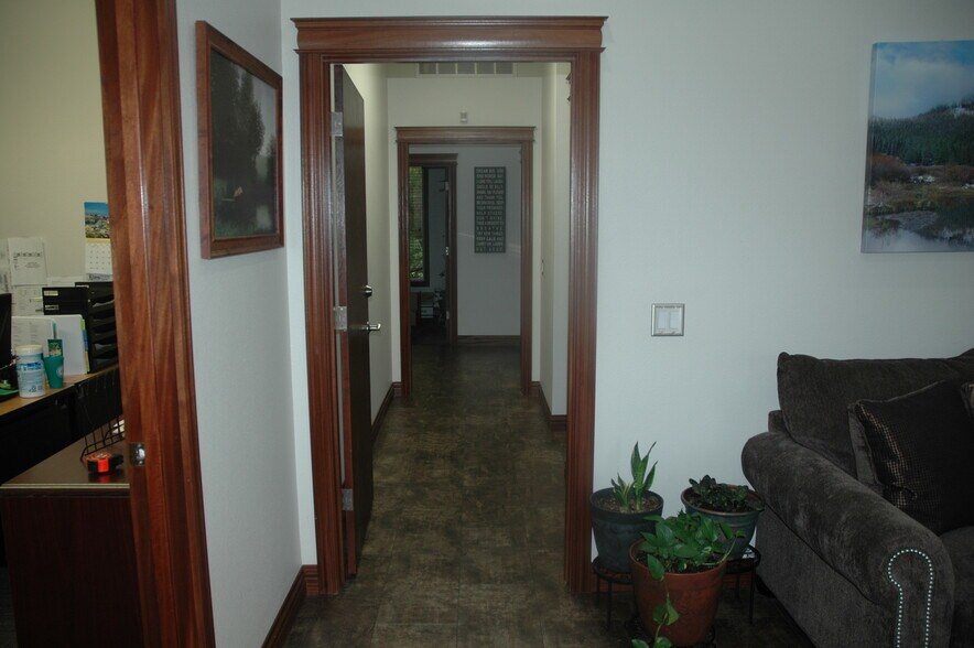 More Photos Of 5987 W State St, Boise Office For Lease