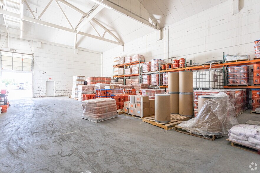 More Photos Of 810 W Utah Ave, Payson Warehouse For Sale
