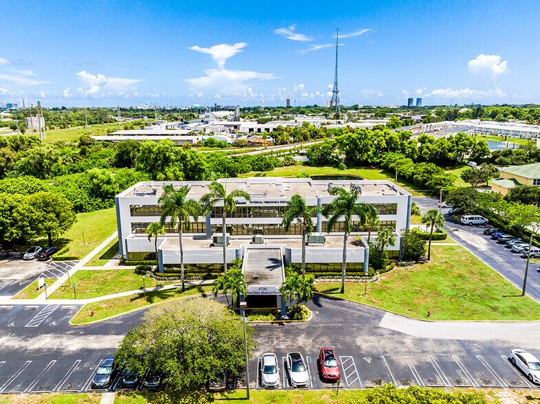 More Photos Of 4700 N Congress Ave, West Palm Beach Medical For Sale