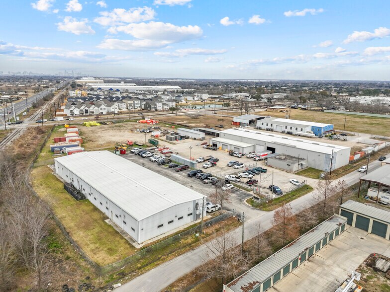 More Photos Of 150 Carrie St, Houston Manufacturing For Sale
