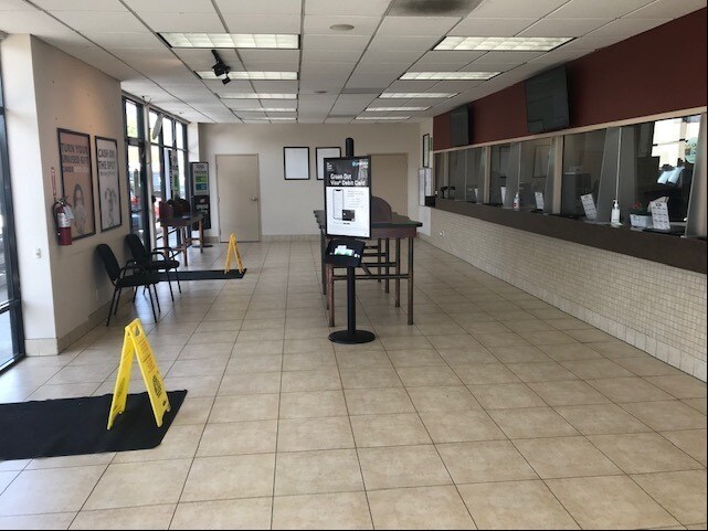 More Photos Of 6740 Reseda Blvd, Reseda Storefront For Lease