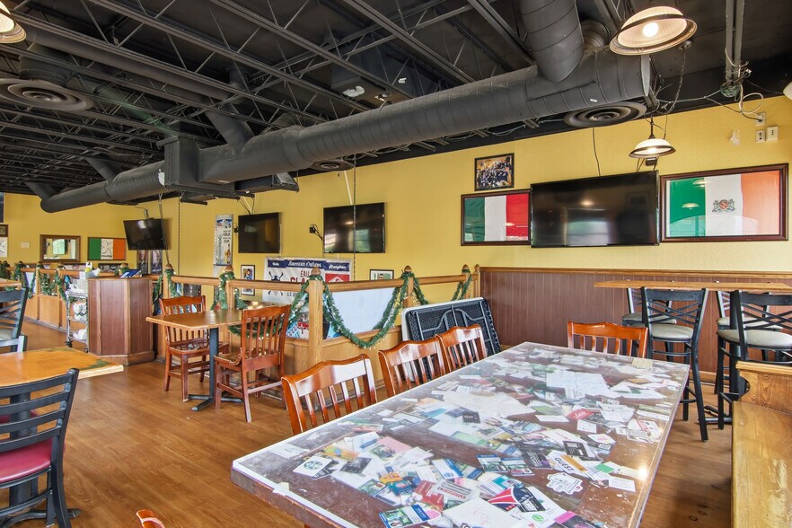 More Photos Of 442 Water St, Eau Claire Bar For Sale