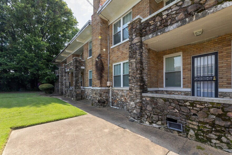 More Photos Of , Memphis Multifamily For Sale