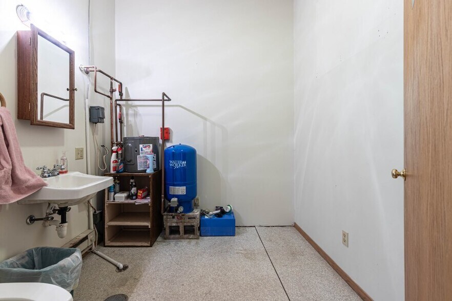 More Photos Of 2737 Hwy 45, Antigo Freestanding For Sale