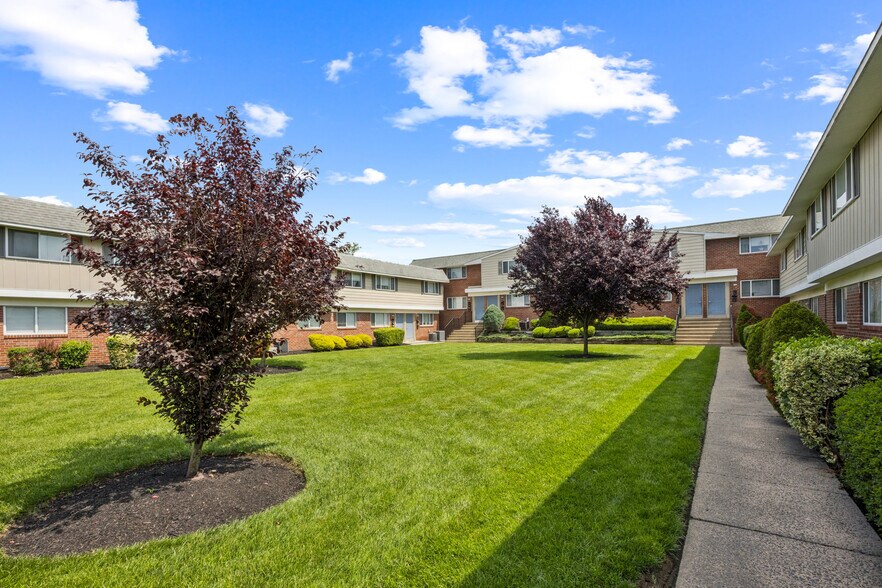 Primary Photo Of 601 Buttonwood Ave, Maple Shade Township Apartments For Sale