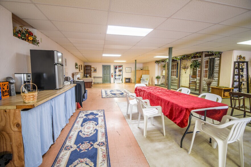 More Photos Of 82 Main St, Pennsburg General Retail For Sale