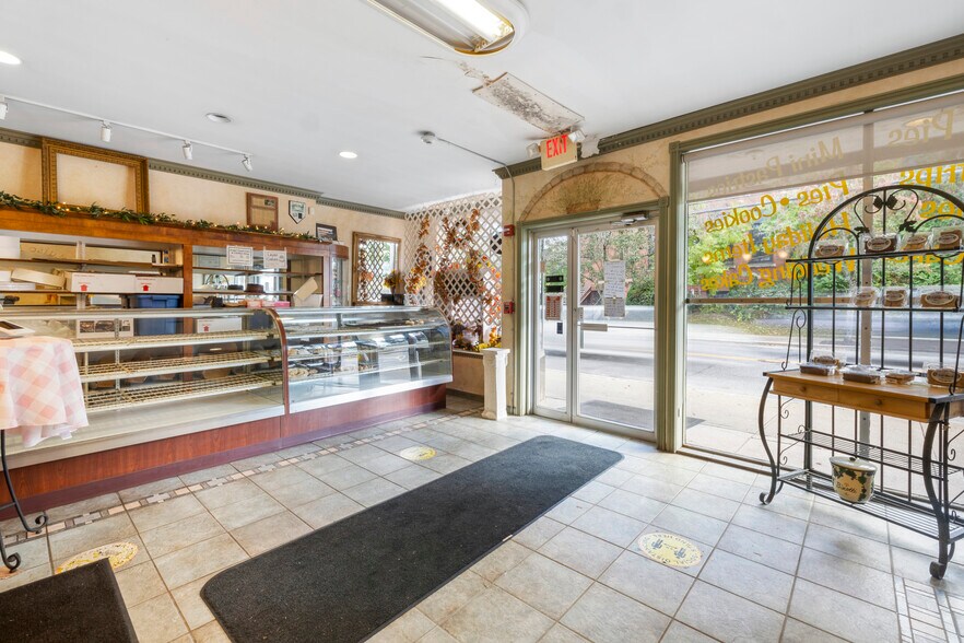 More Photos Of 1245-1251 Chalkstone Ave, Providence Storefront For Sale