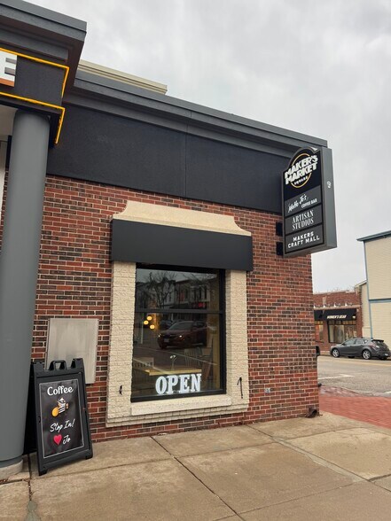 More Photos Of 100 S 1st St, Mount Horeb Office For Sale